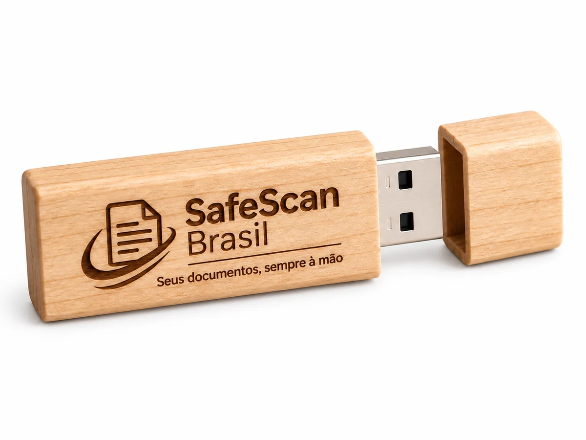 Pendrive de madeira SafeScan Brasil com o slogan Seus documentos, sempre à mão